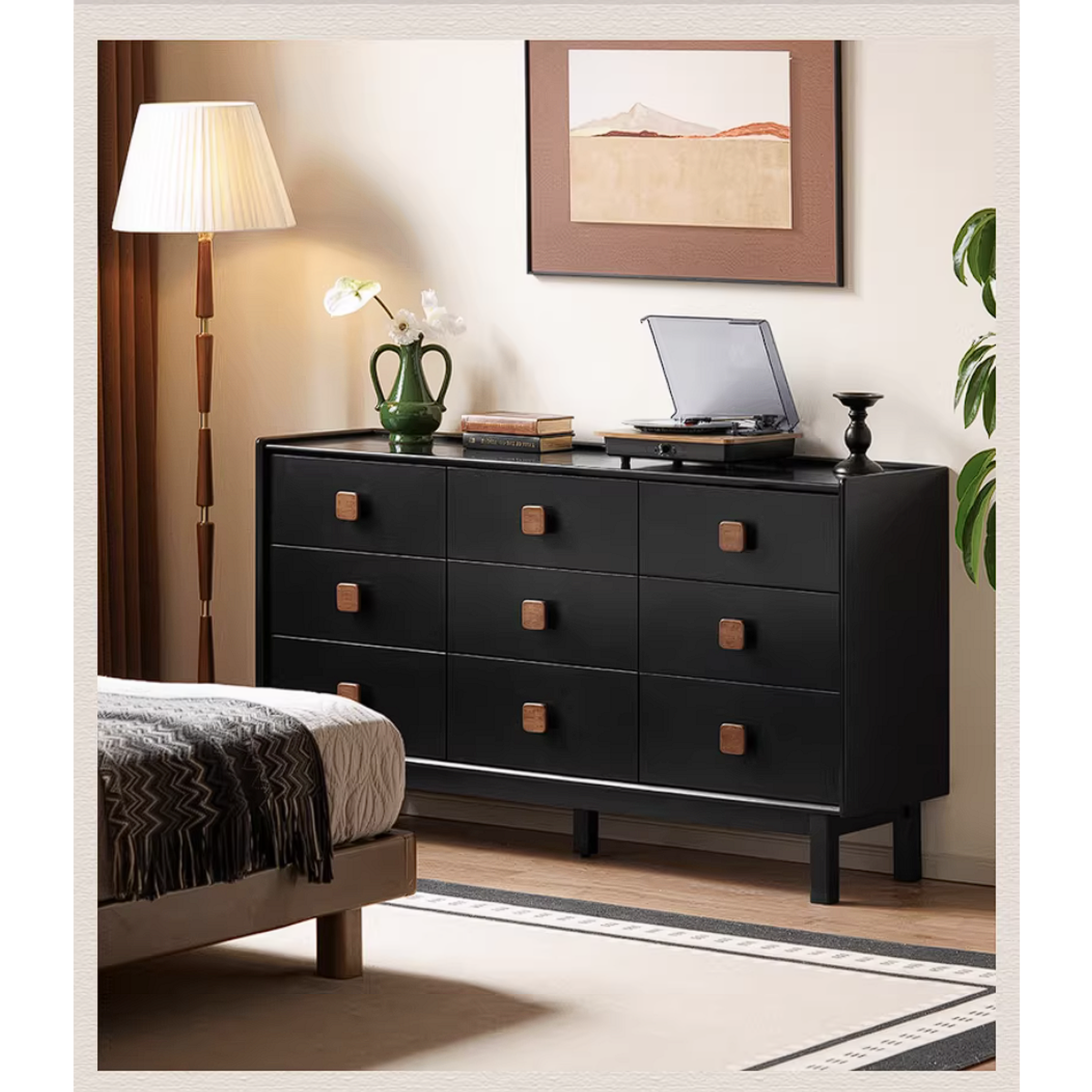 Rubberwood Solid Wood Antique-Style Bedroom Drawer cabinet