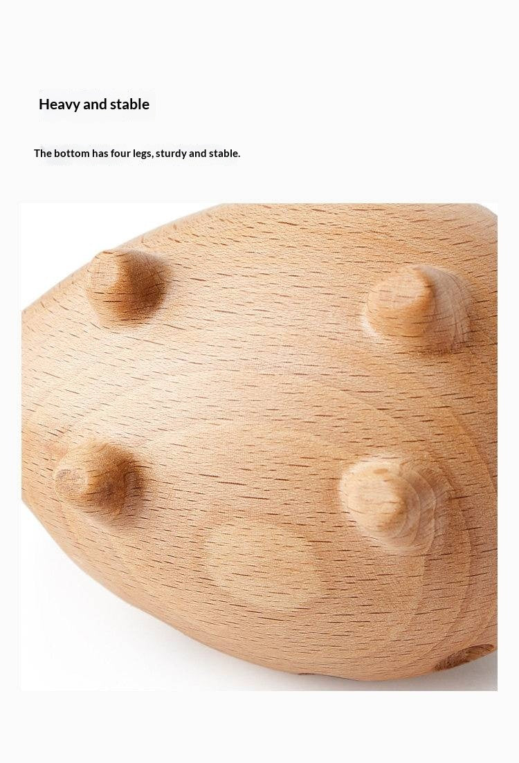 Beech Solid Wood Hedgehog Nordic Animal Pen Holder