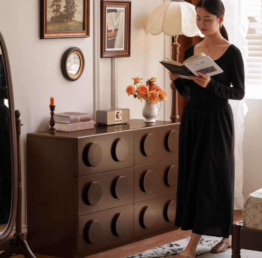 Poplar Solid Wood French Retro Style Bucket Cabinet