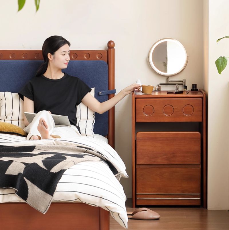 Solid Tulipwood Classic Vintage Vanity Table.