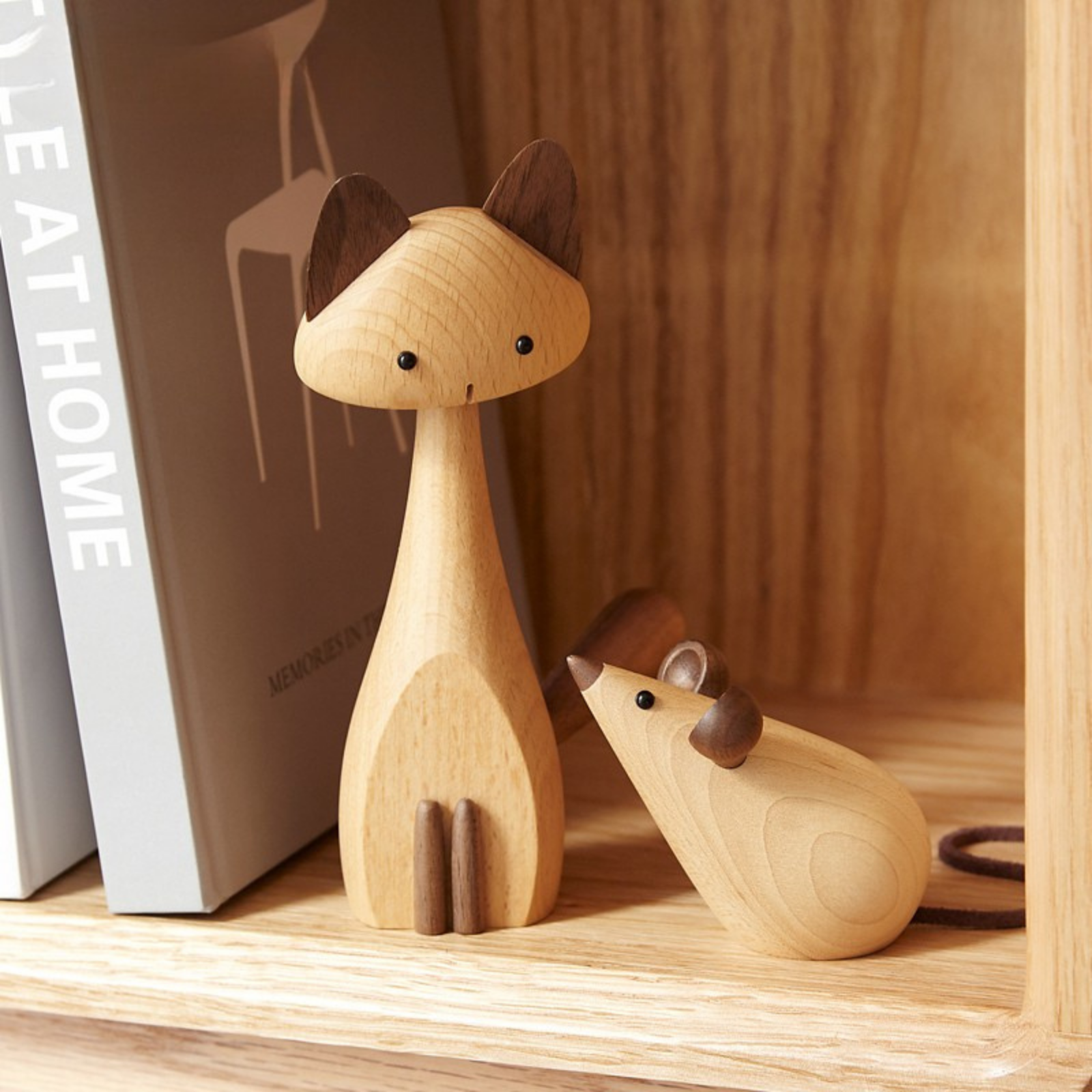 Beech Solid Wood Nordic Desktop Decoration Cat and Mouse