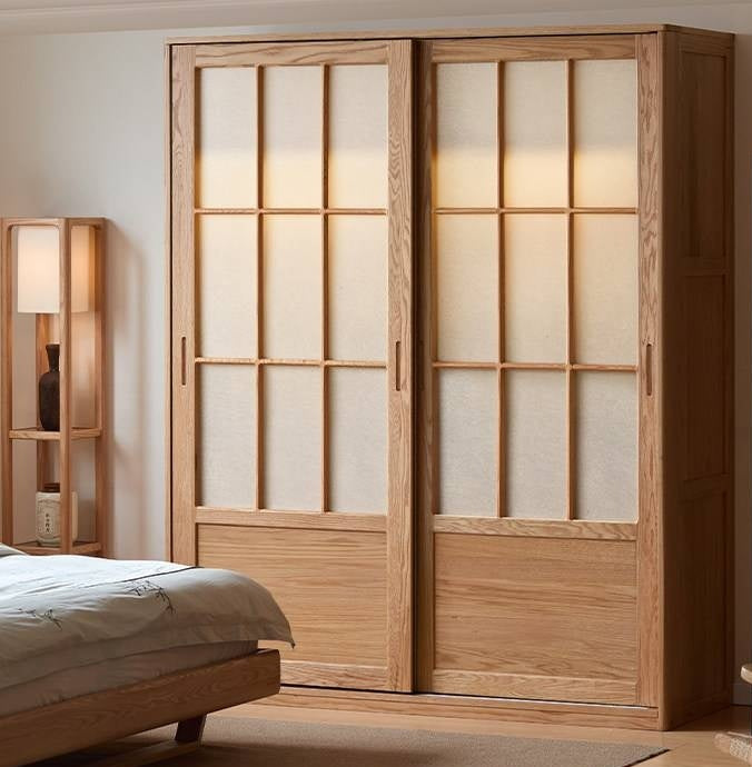 Oak Solid Wood Wardrobe Cabinet with Minimalist Songshi Storage