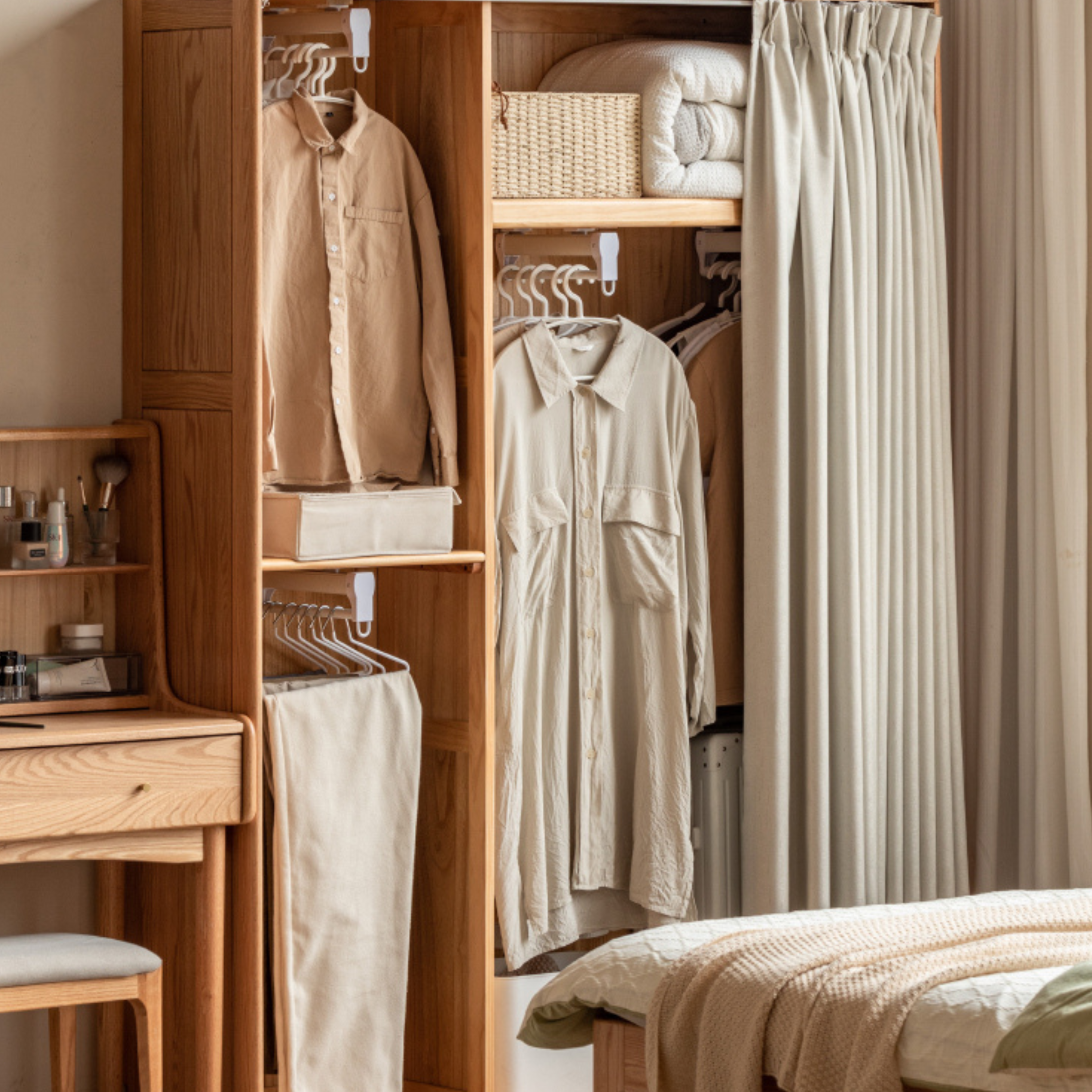 Solid RubberWood, Oak Solid Wood Wardrobe Thin Cloth Curtain.