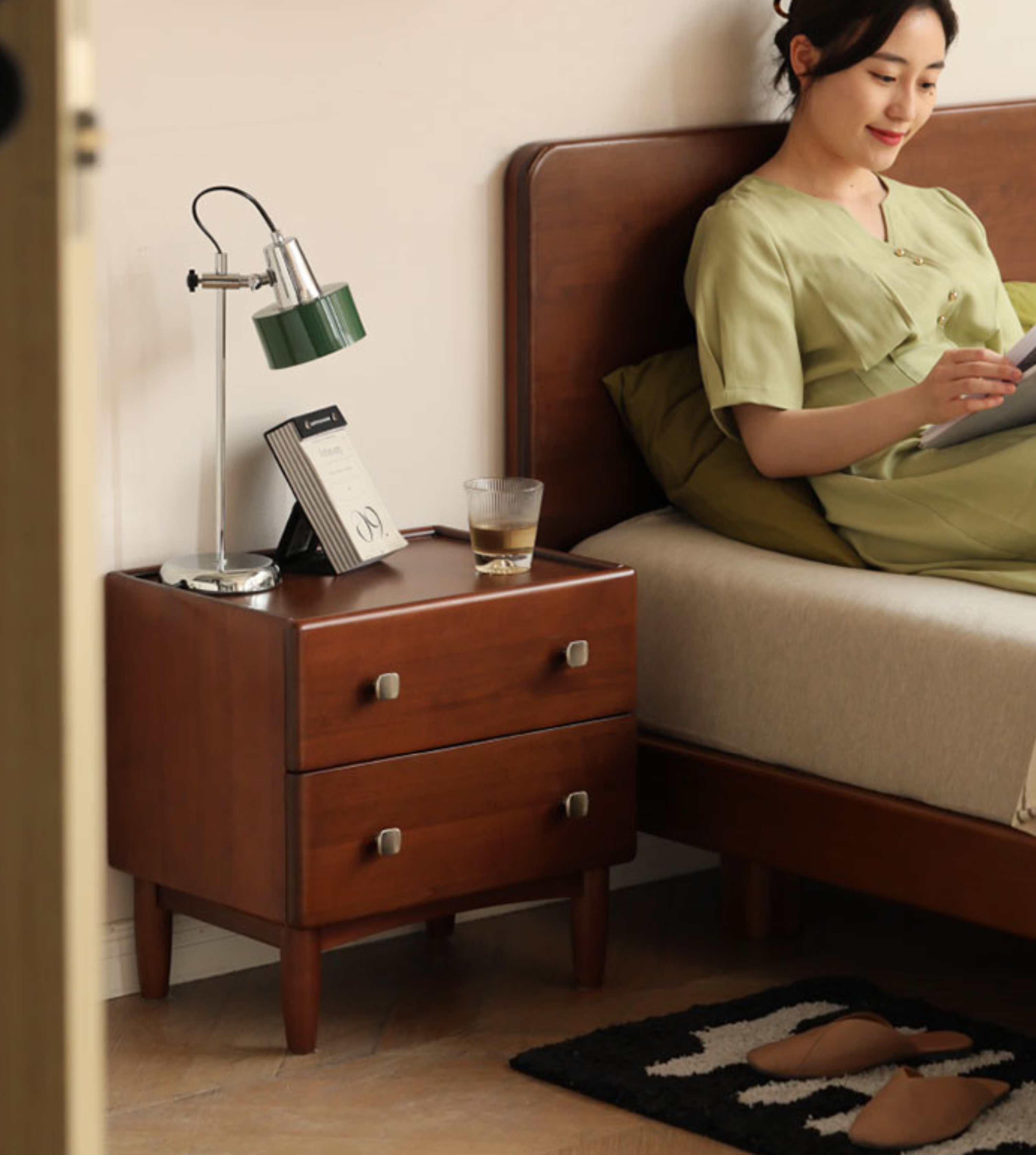 Poplar, Birch Solid Wood Retro Style Nightstand