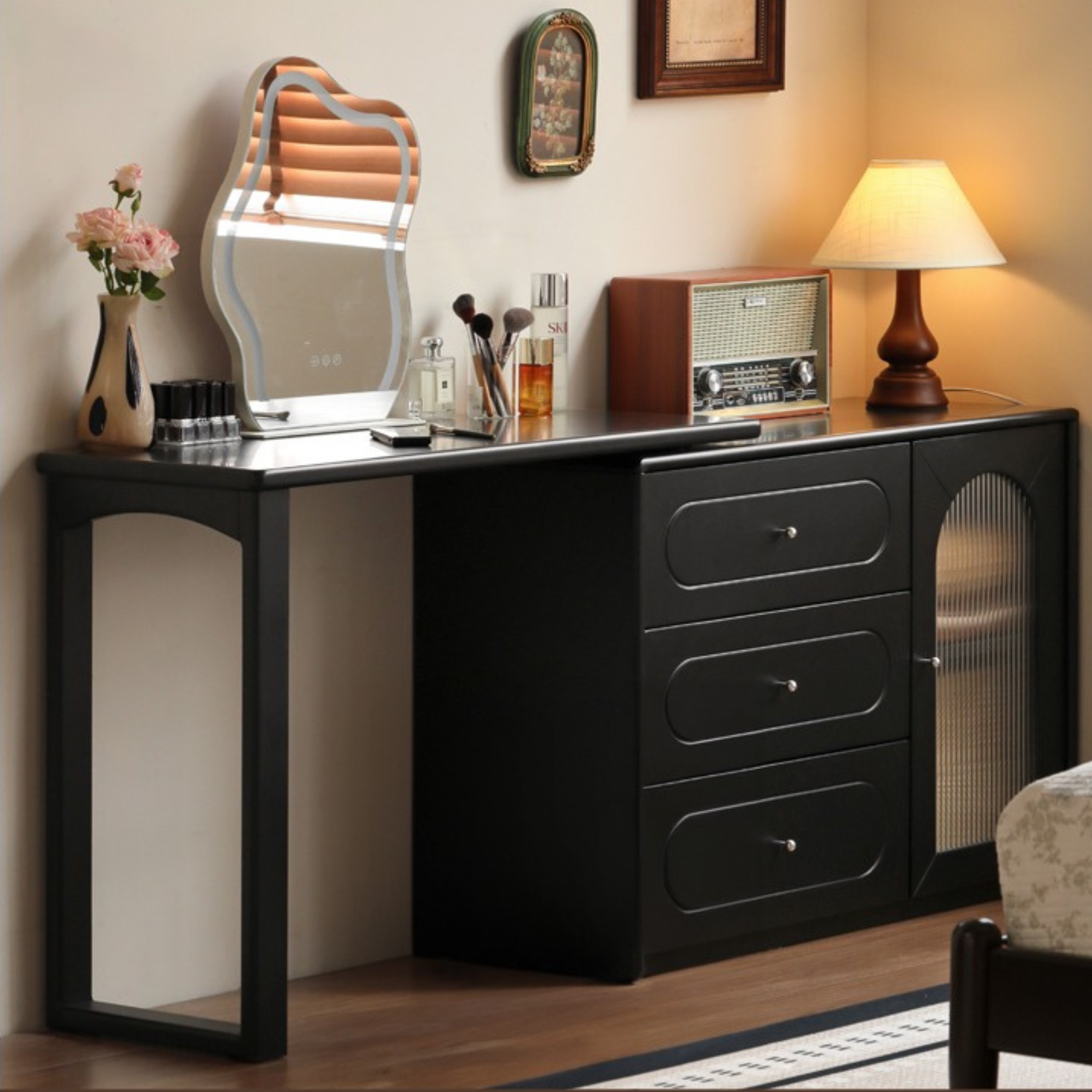 Poplar Solid Wood Retractable Dressing Table Retro Style.