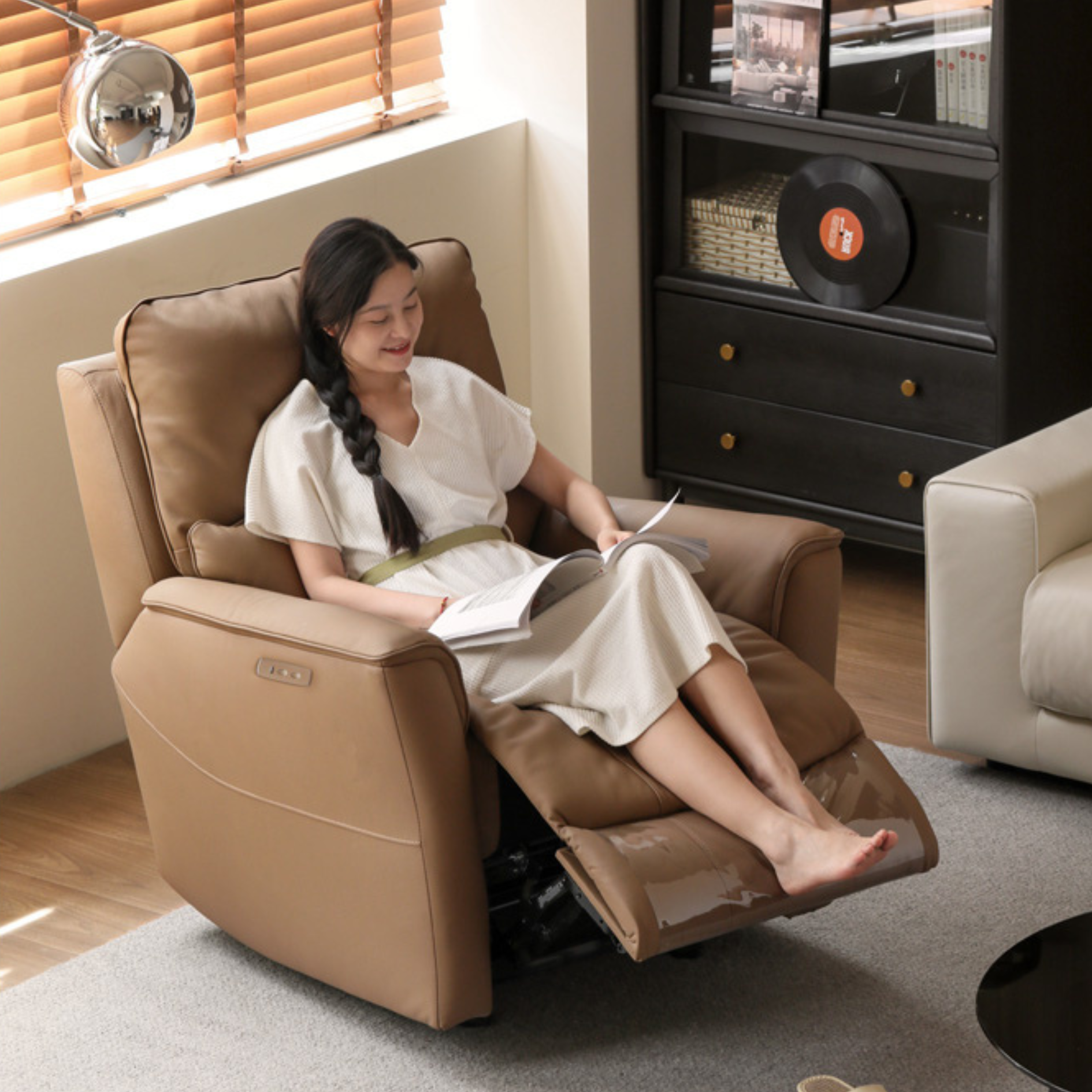 Leather Chair Electric Leisure Recliner.