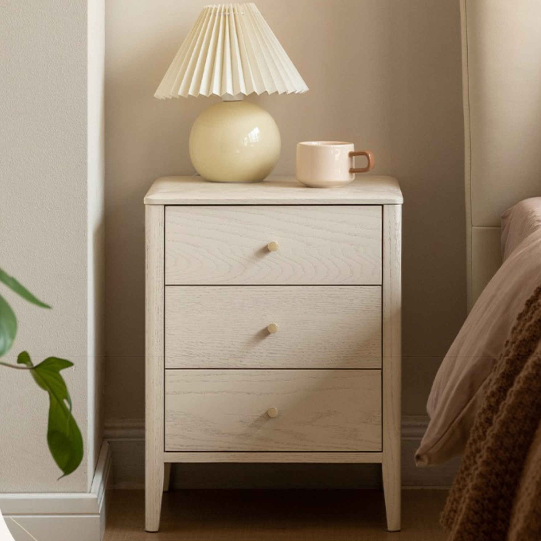 Oak Solid Wood, Solid RubberWood Nightstand Cream Style)