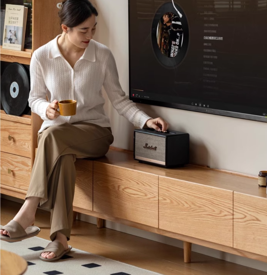 Oak Solid Wood Modern Locker Integrated TV Cabinet.