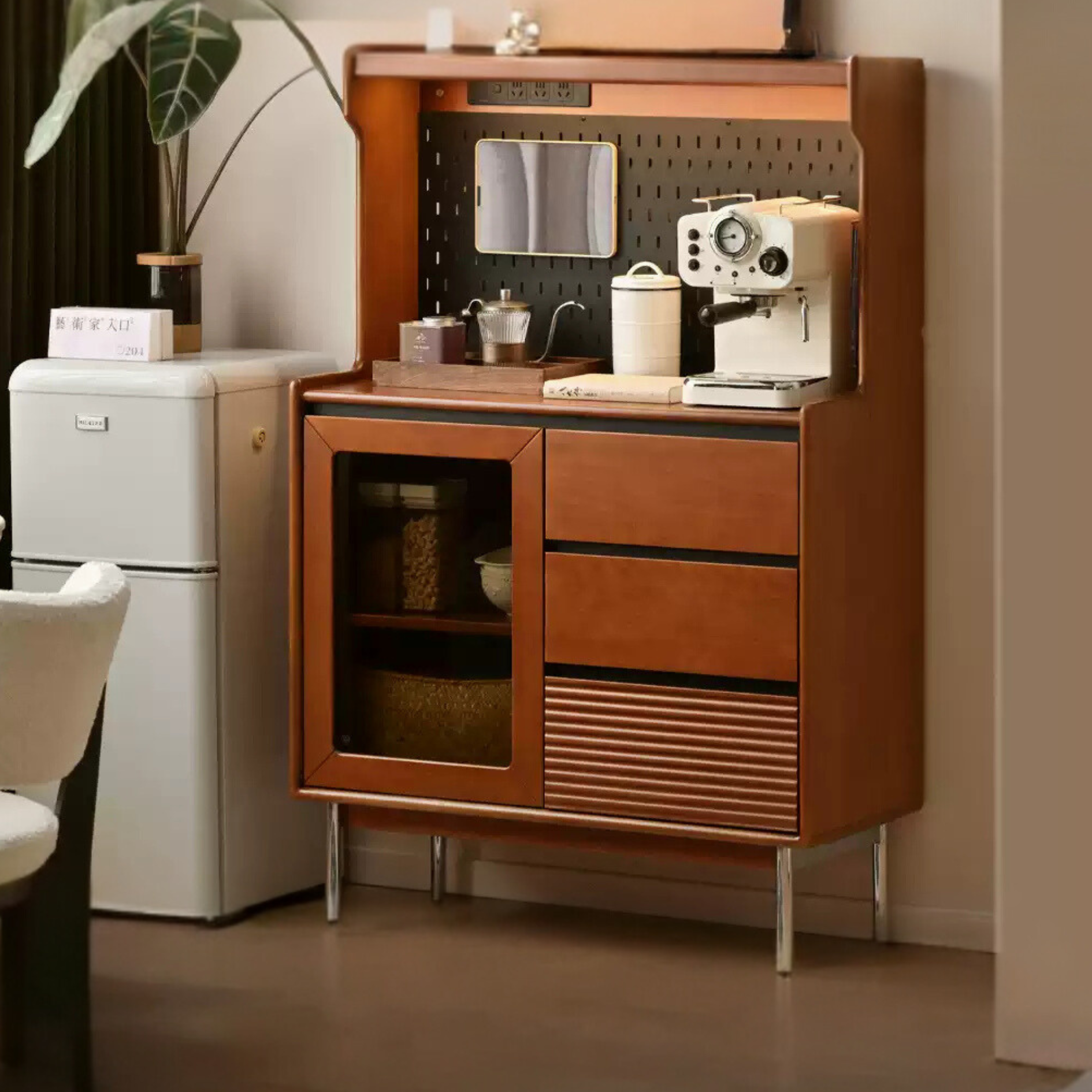 Poplar Solid Wood Retro Sideboard