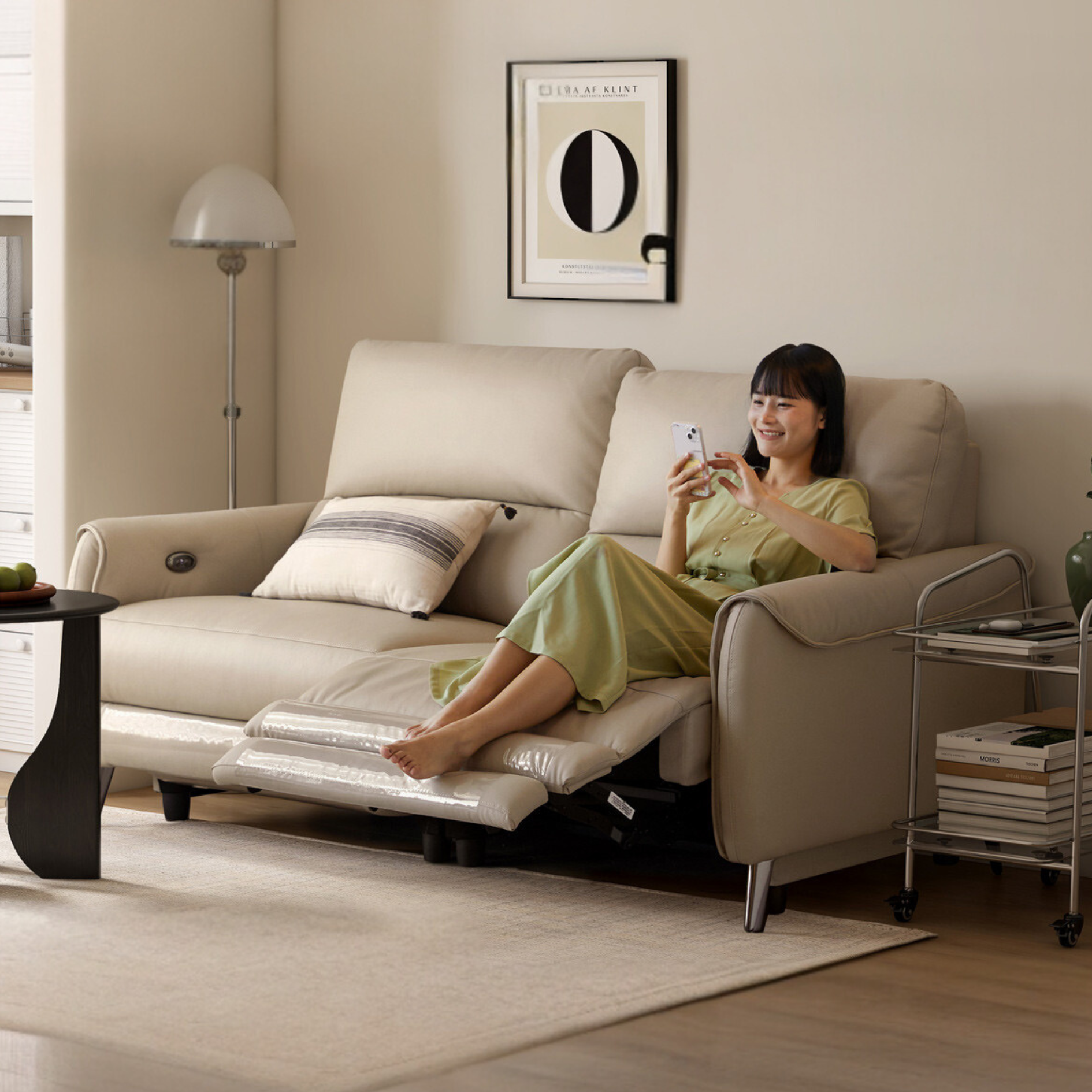 Leather Sofa Multifunctional Telescopic Electric Sofa.