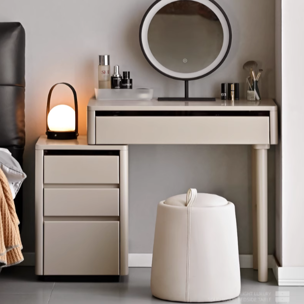 Poplar Solid Wood Light Luxury Retractable Dressing Table.