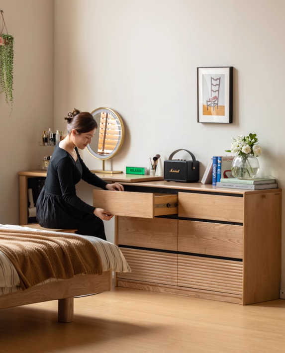 Ash Solid Wood Modern Multi-function Vanity Table.