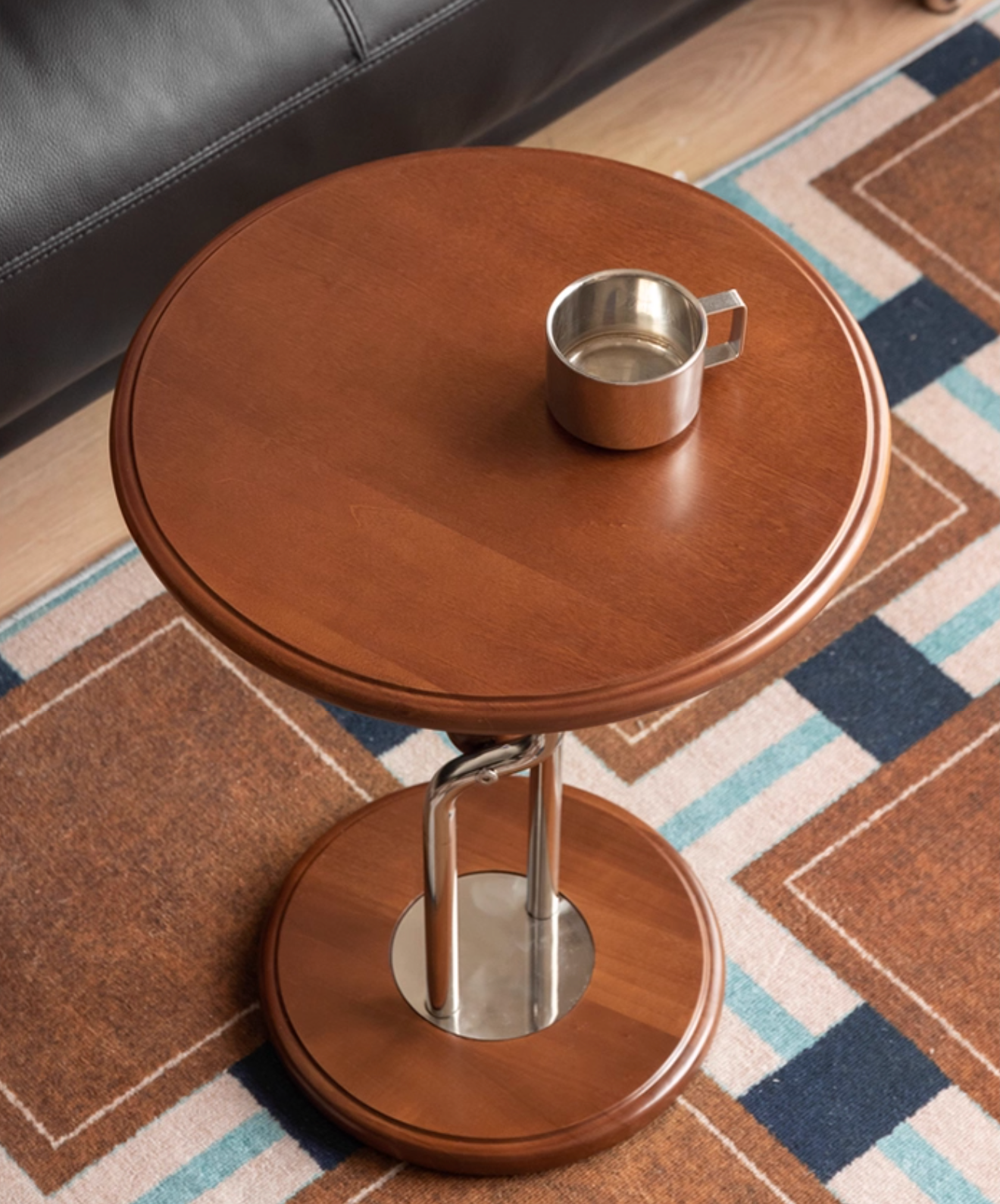 Poplar Solid Wood Bauhaus Side Table