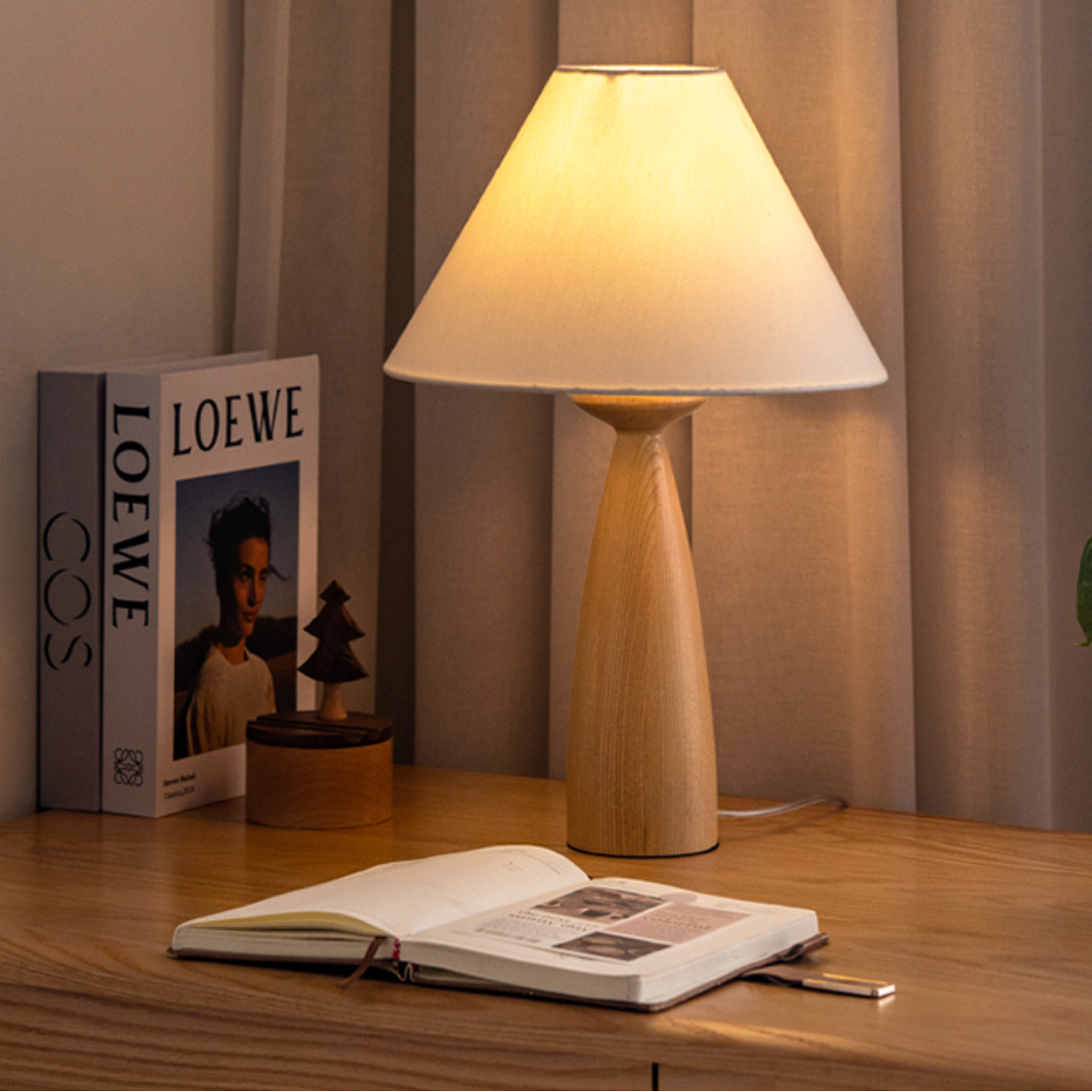Ash Solid Wood Vintage Style Desk Lamp