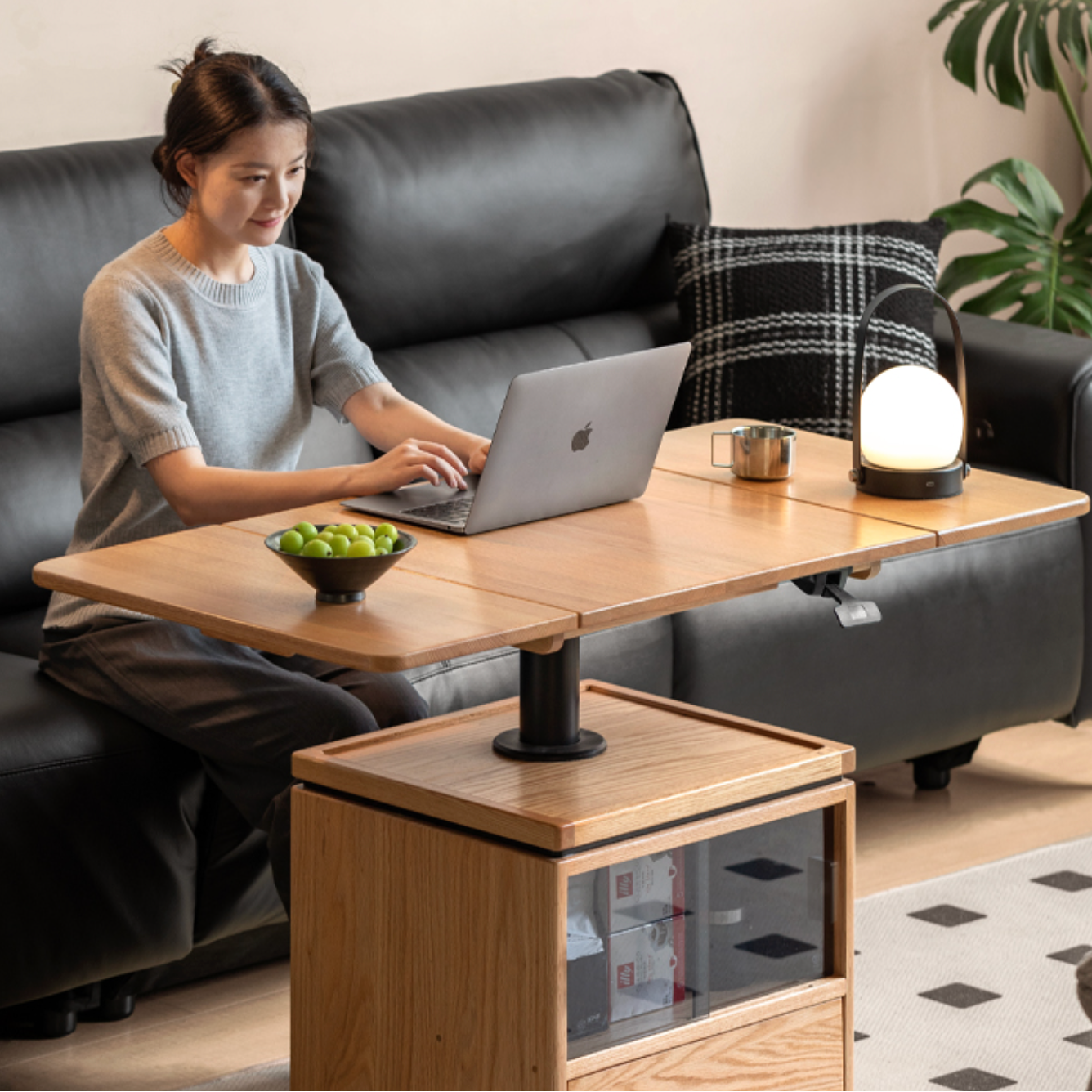 Oak Solid Wood Modern Mobile Elevating Coffee Table