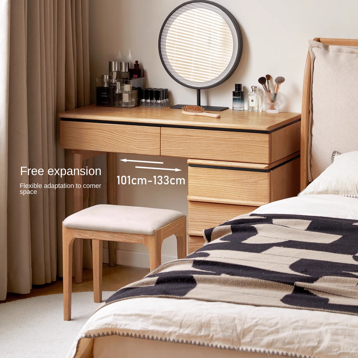 Oak Solid Wood Modern Retractable Vanity Table.