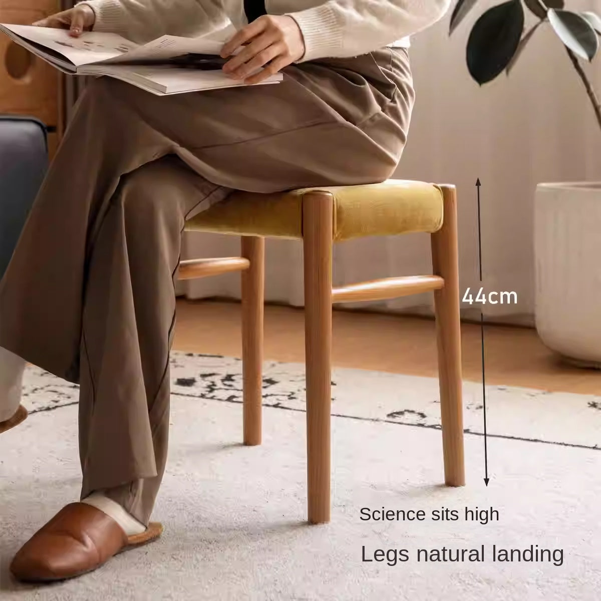 Oak Solid Wood Retro Makeup Stool