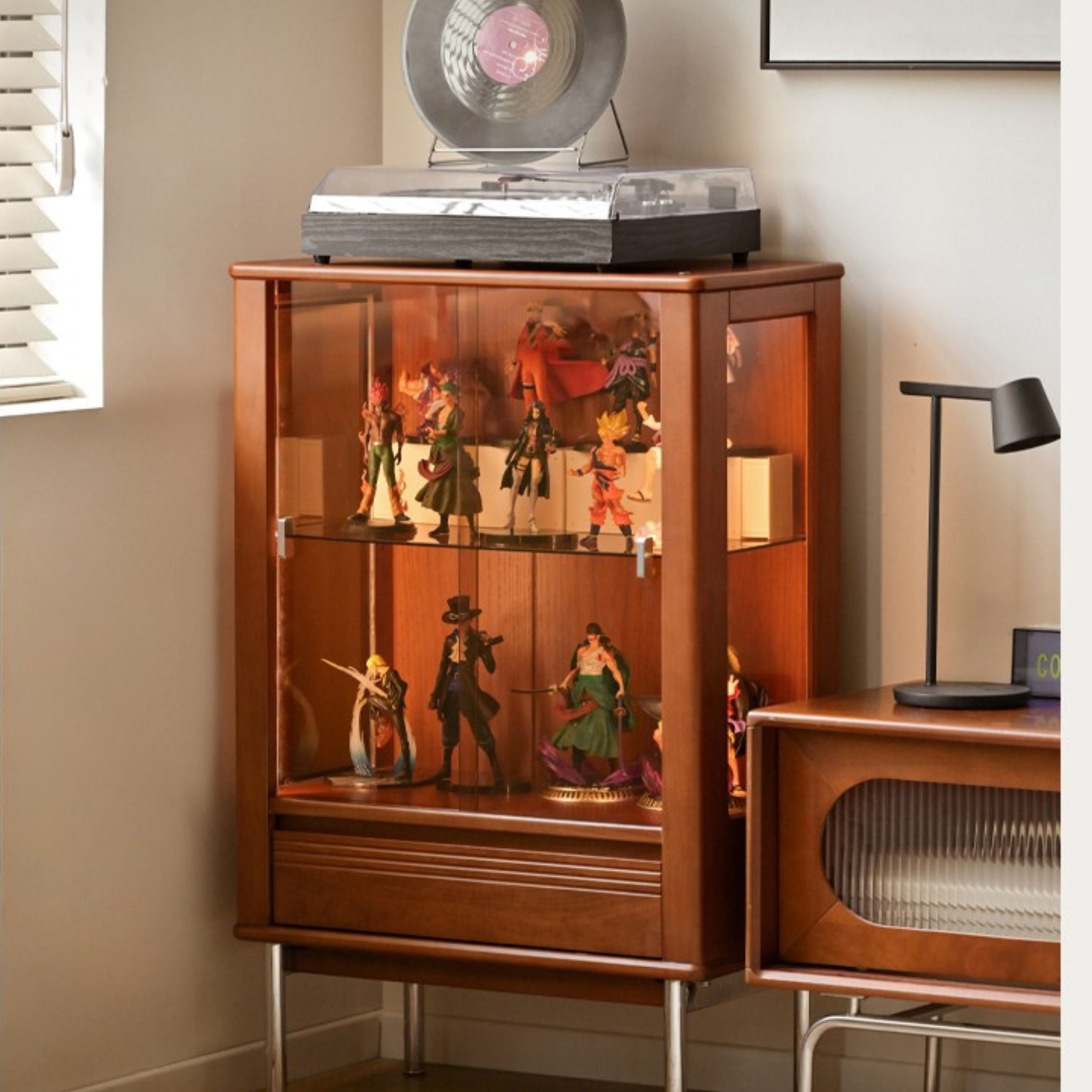 Poplar Solid Wood American Retro Glass Side Cabinet