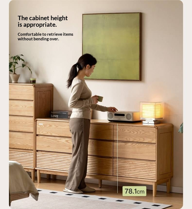 Ash Solid Wood Chest of Drawers with Modern Minimalist Design