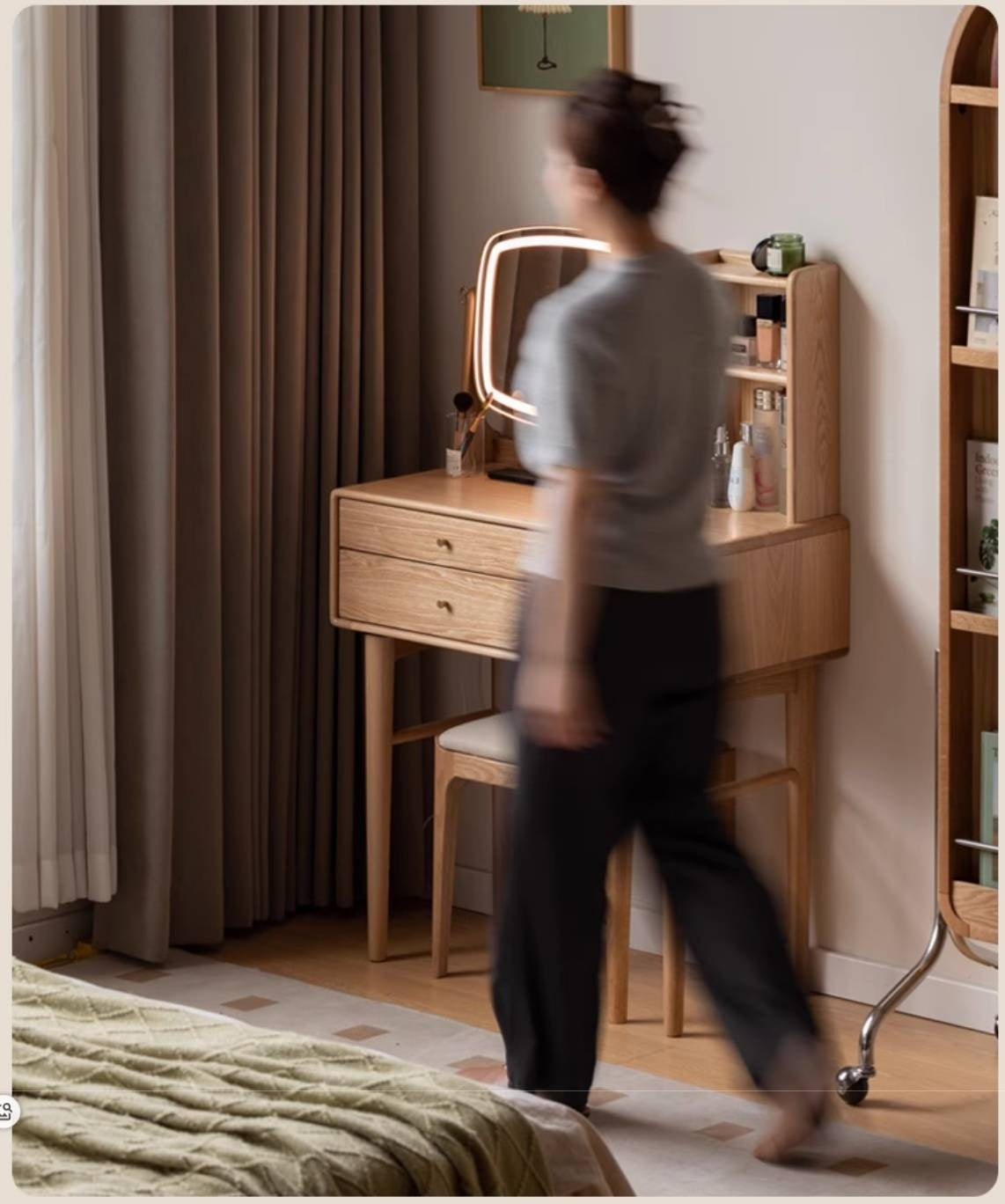 Ash Solid Wood Modern Style Vanity Table Multi Functional.