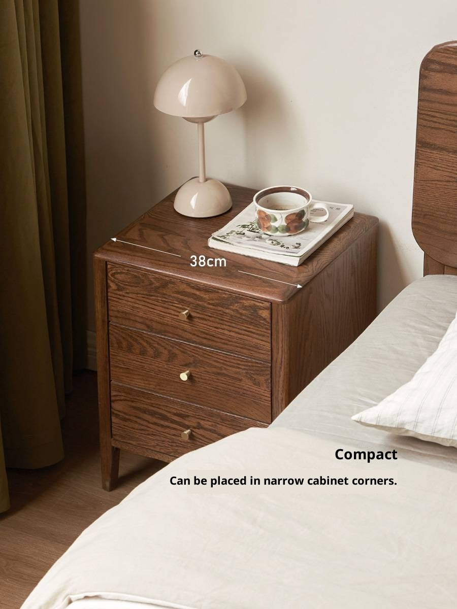 Oak Solid Wood Modern Minimalist Three-Drawer Nightstand