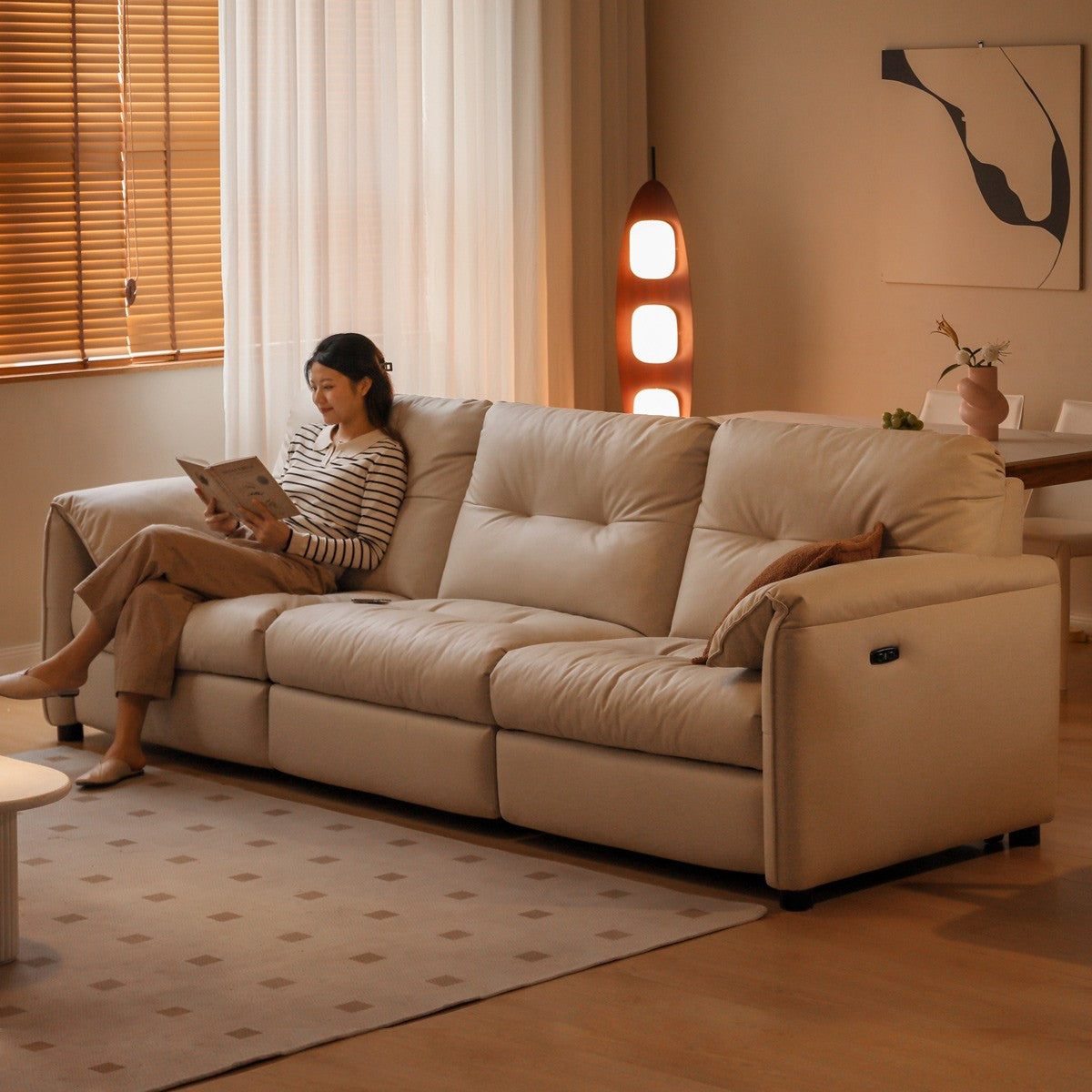 Fabric Electric White Cream Technology Functional Sofa.