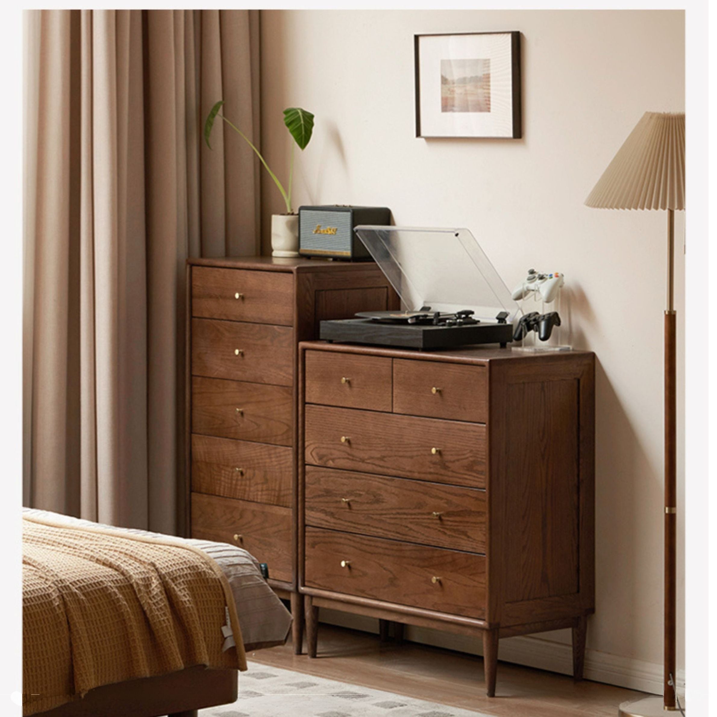 Oak Solid Wood Modern Chest of Drawers