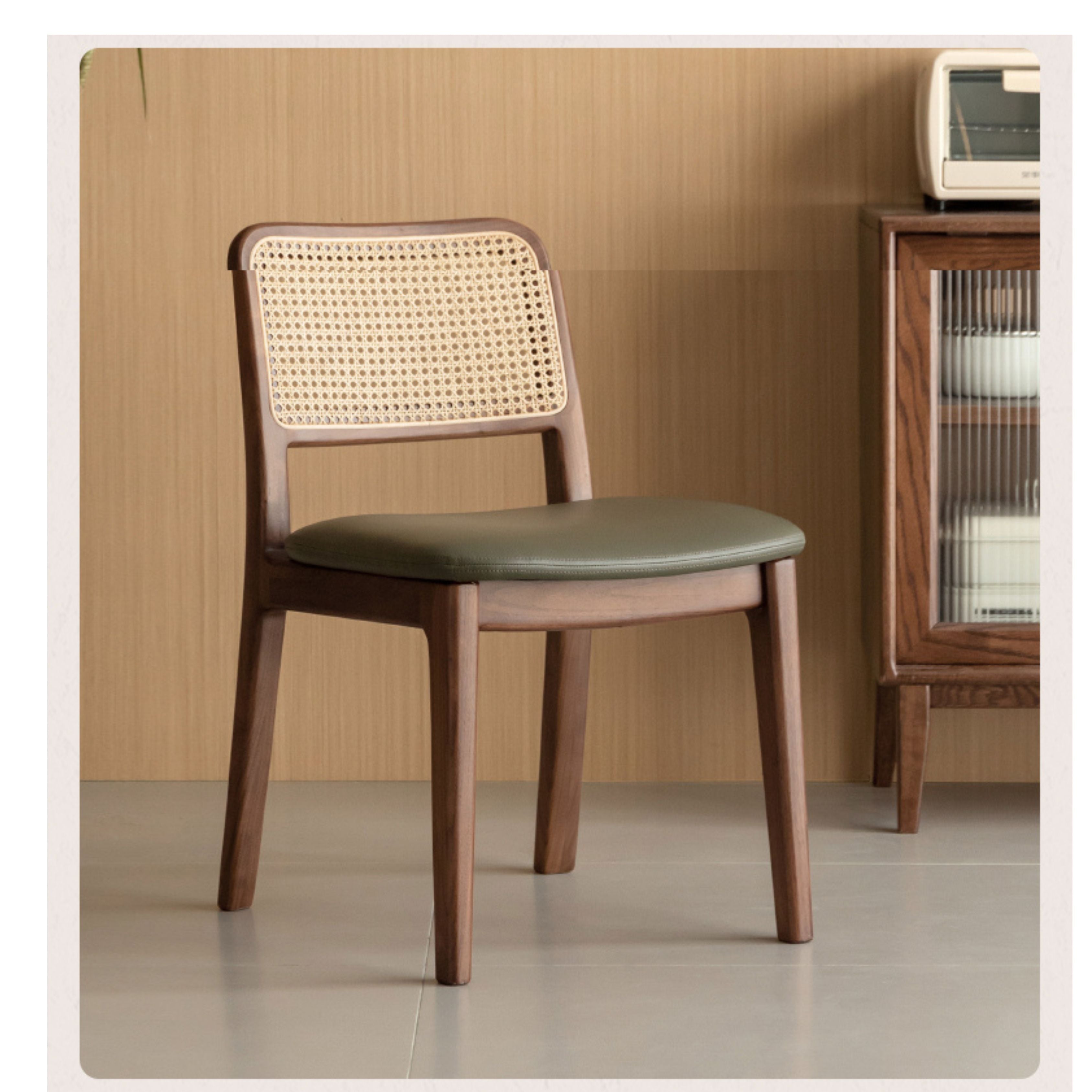 4 pcs Black Walnut, Oak Solid Wood Dining Chair