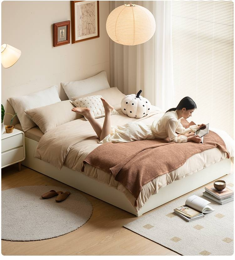 Rubberwood Solid Wood Platform Bed, Headboard-Free Box Bed Cream Style