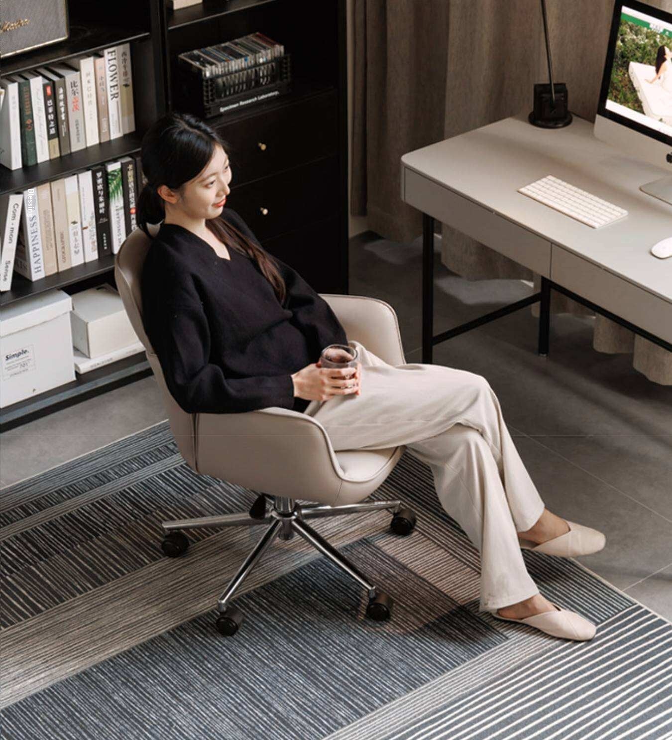 Organic Leather Lift Office Chair