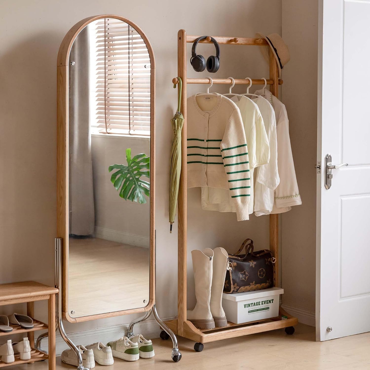 Oak, Rubberwood hanger for small bedroom floor standing storage rack
