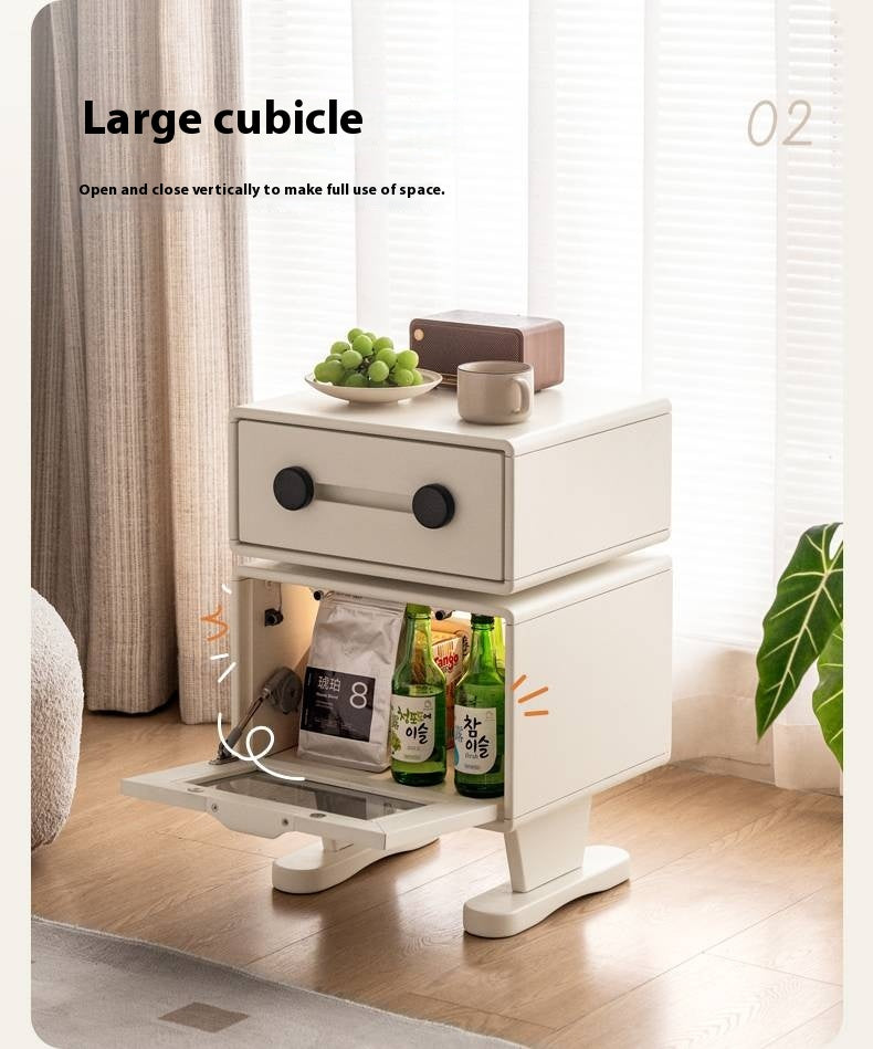 Solid Rubberwood, Oak Solid Wood Cream Style Nightstand.