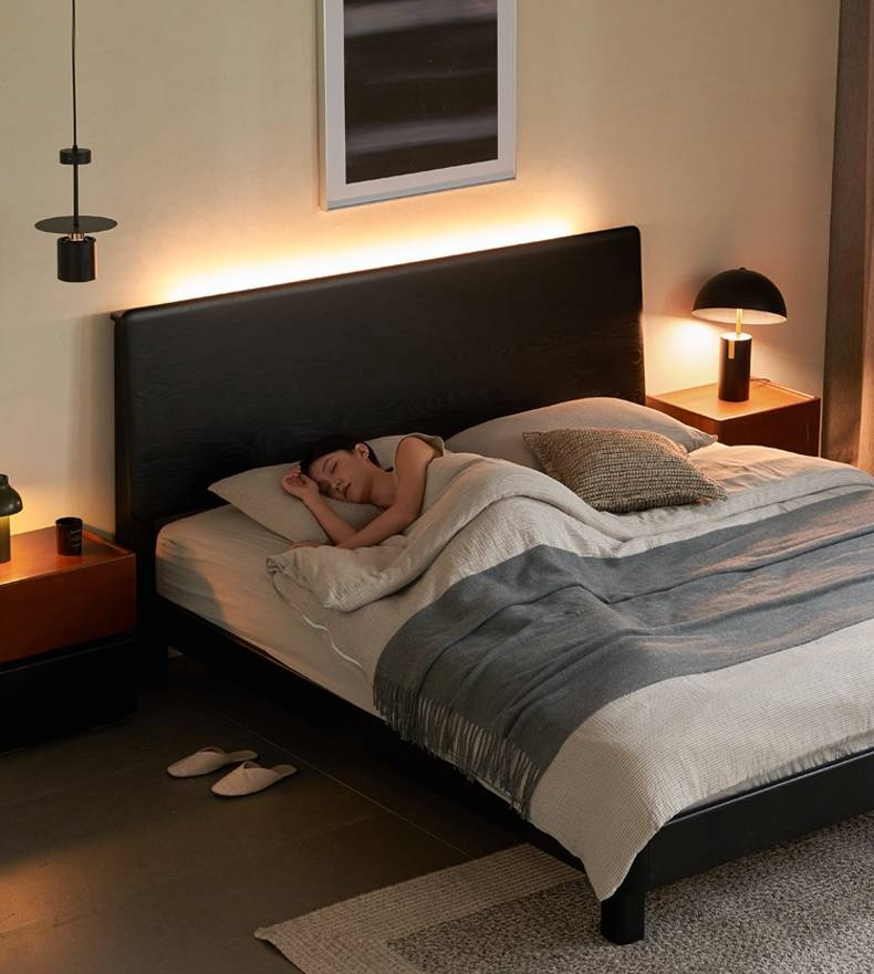 Ash Solid Wood Luminous Bed Modern Minimalist