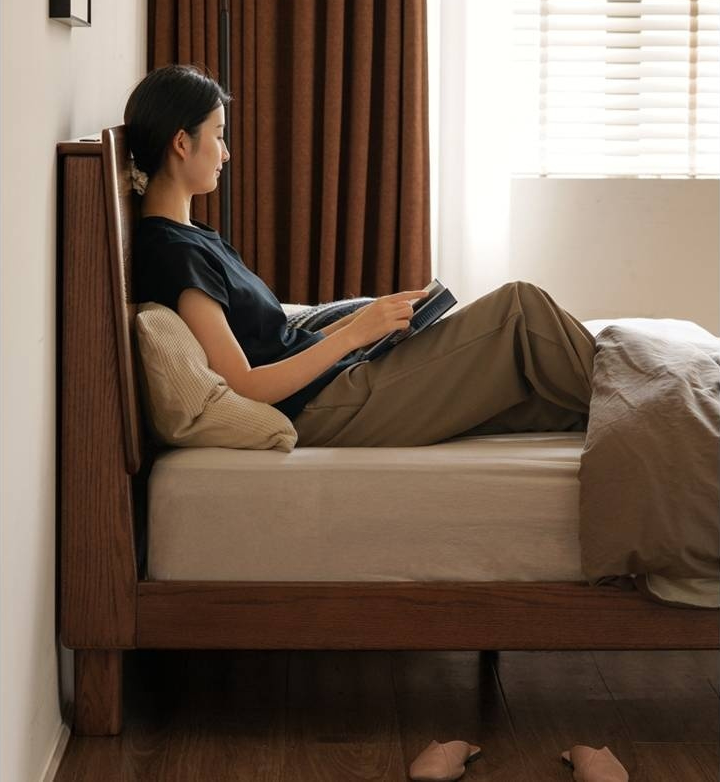 Oak Solid Wood Modern Bed