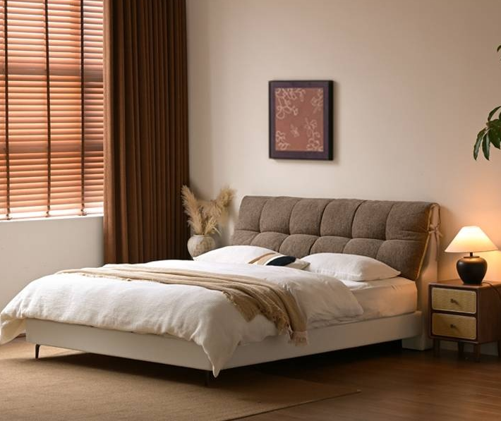 Genuine Leather Italian Light Luxury White Soft Headboard Bed