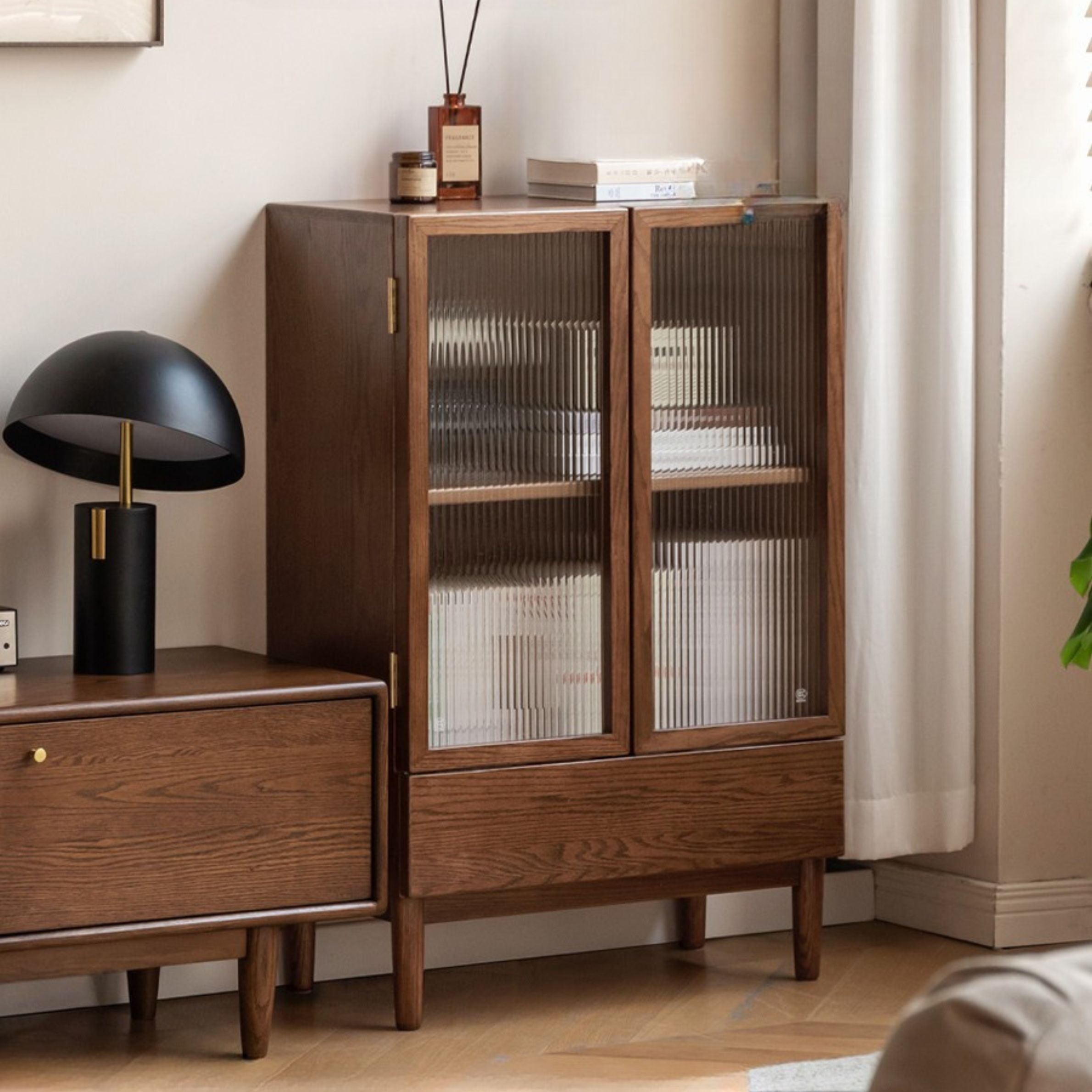 Oak Solid Wood Modern Side Cabinet.