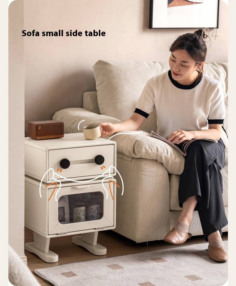 Solid Rubberwood, Oak Solid Wood Cream Style Nightstand.