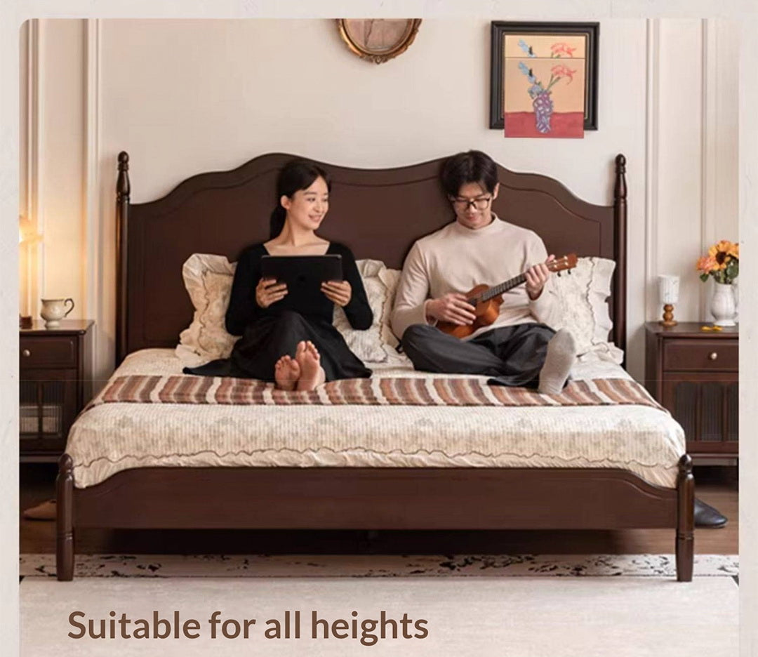 Poplar Solid Wood Bed — French Retro Style with Mid-Fashion Design