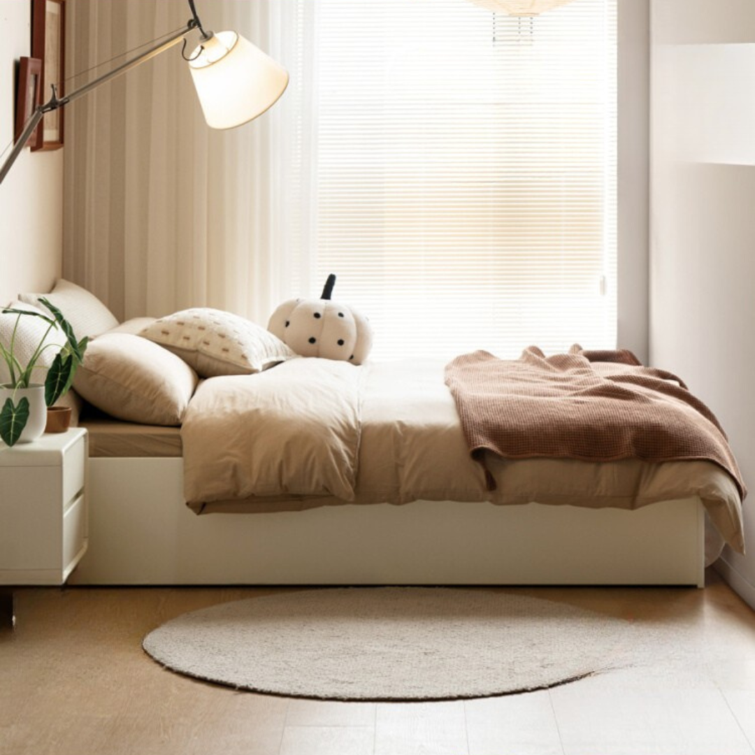 Rubberwood Solid Wood Platform Bed, Headboard-Free Box Bed Cream Style