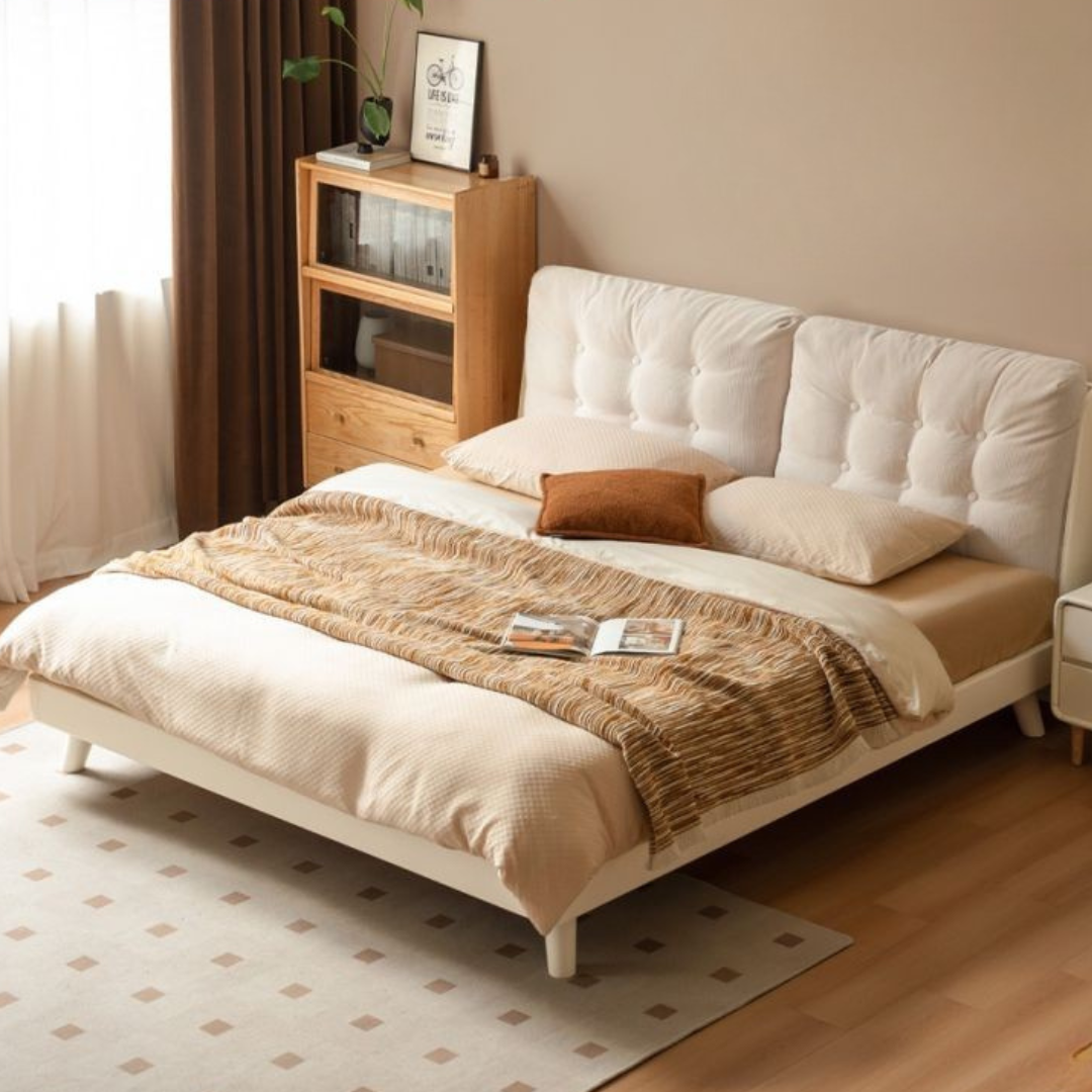 Oak, Rubberwood Solid Bed with Cream Finish — Casual Bedside with Soft Bag Backrest and White Soft Back