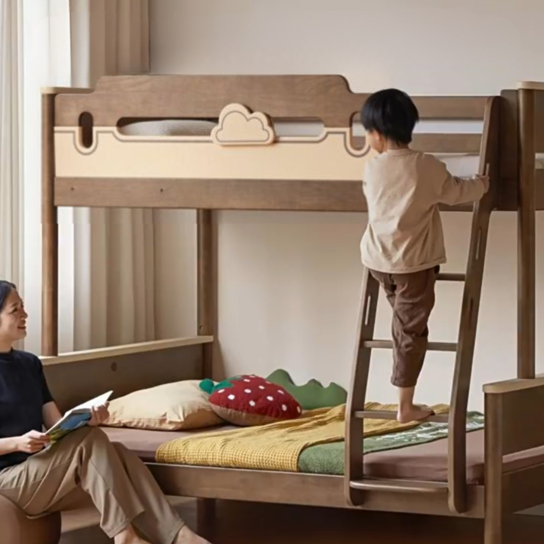 Rubberwood Solid Wood Castle-Inspired Bunk Bed with Cloud Cutout Guardrail