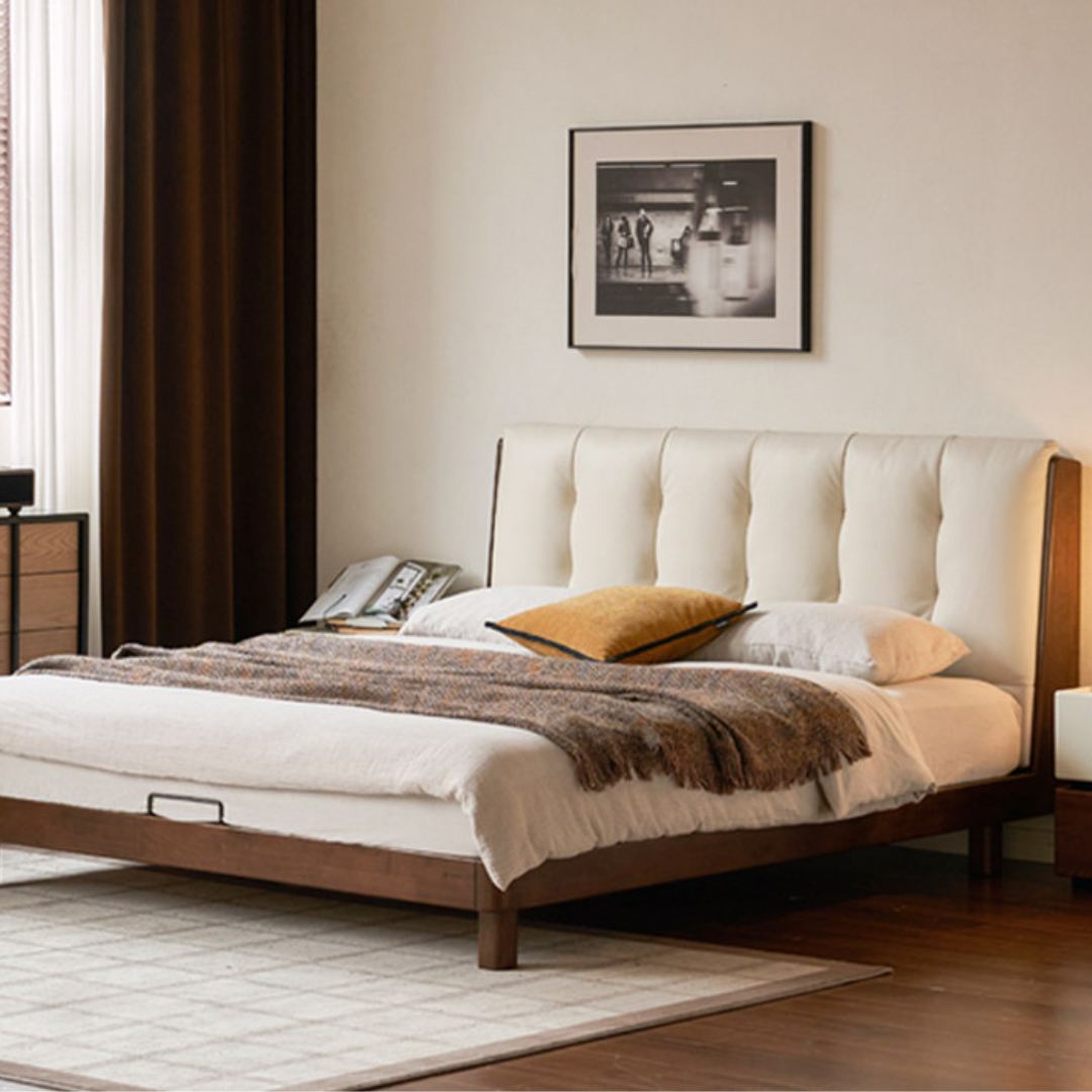 Rubberwood Solid Wood Italian Style Bed with Leather Headboard and Soft Goose Down Cushion