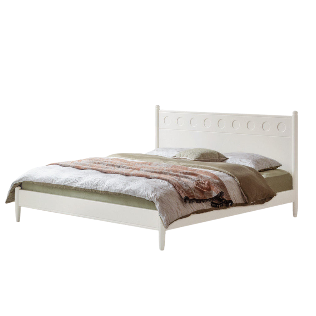 Rubberwood Solid Wood Platform Bed with Carved Dot Headboard and Spindle Legs