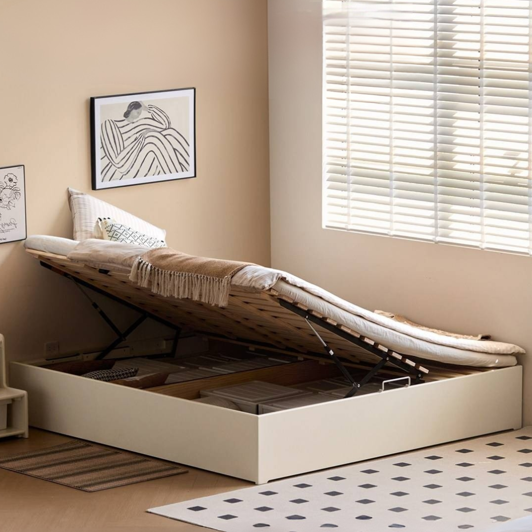 Rubberwood Solid Wood Storage Bed with No Headboard and Side-Opening Lid