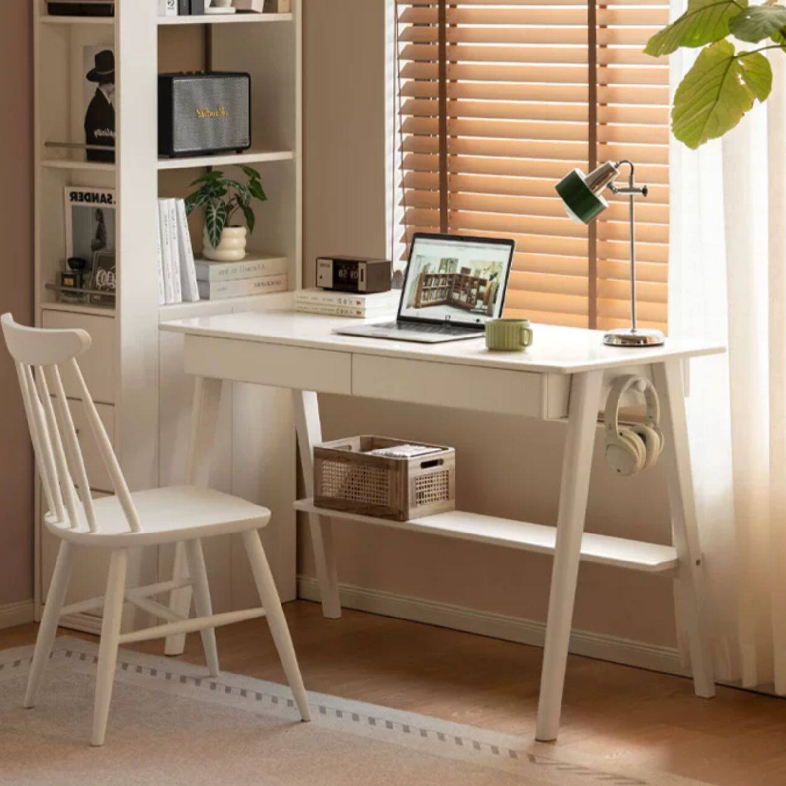 Solid Rubberwood Cream Wind Office Desk