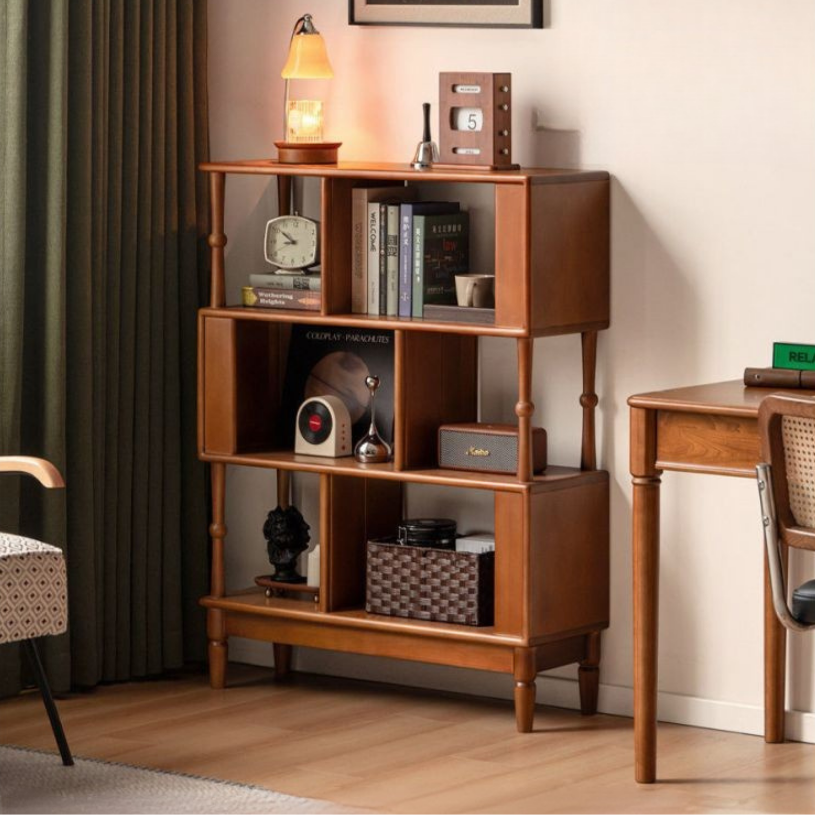 Poplar Solid Wood French Retro Bookshelf with Display Shelf