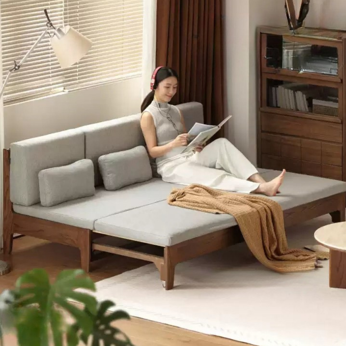 Oak Solid Wood Pull-Out Sofa Bed with Extended Sleeping Platform