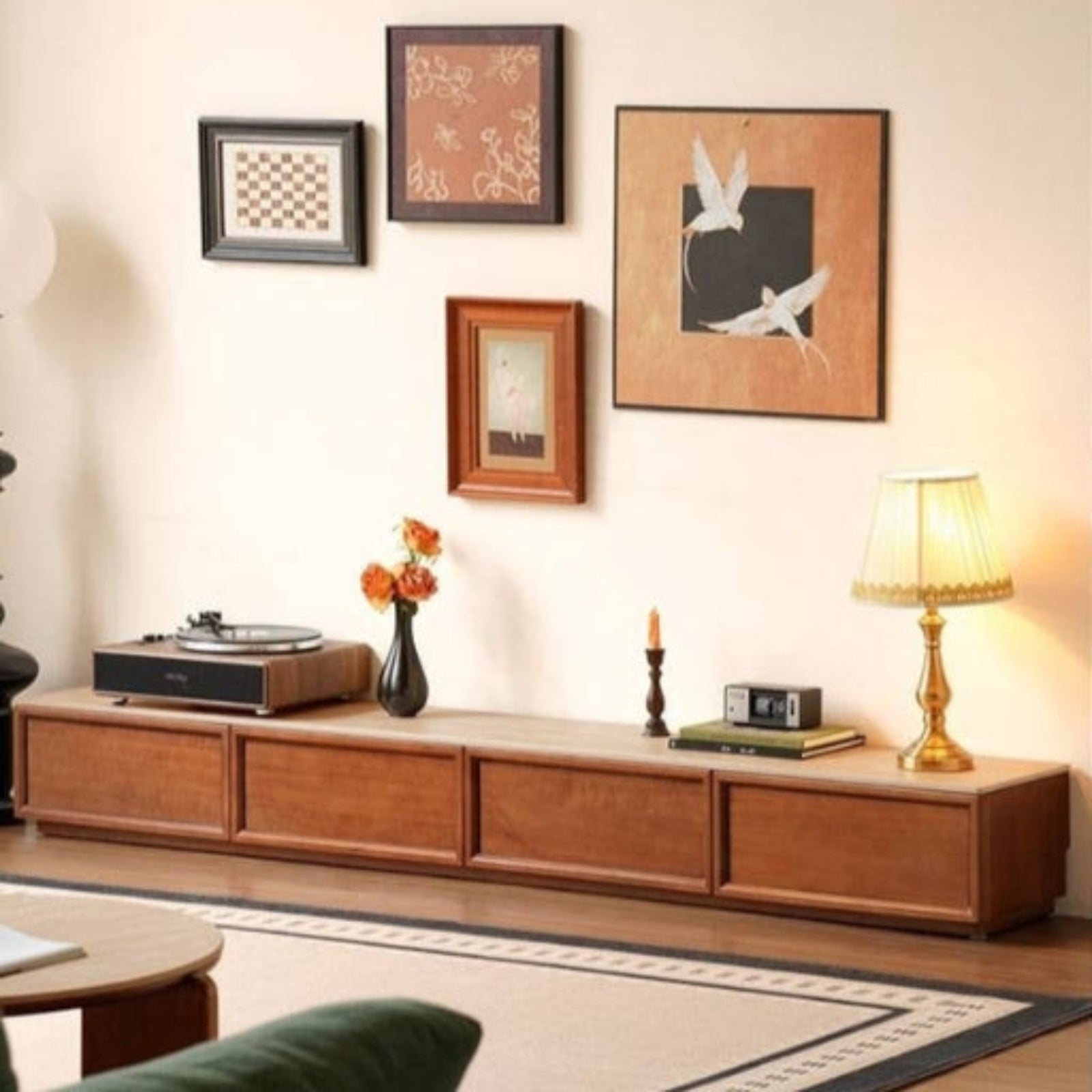 Poplar Solid Wood Ancient Style TV Cabinet