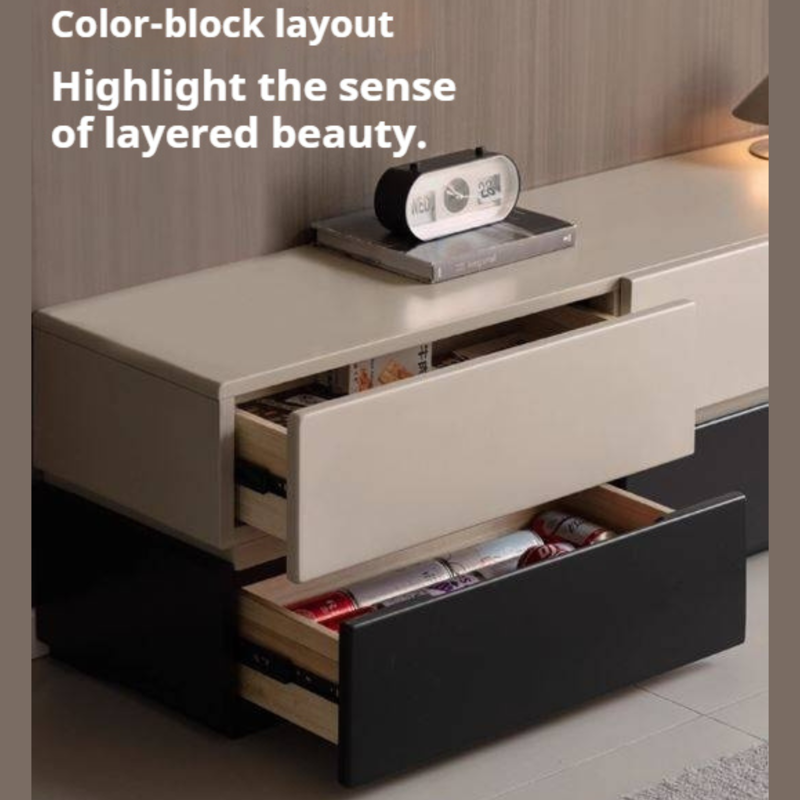 Solid Rubberwood Italian Light Luxury TV Cabinet