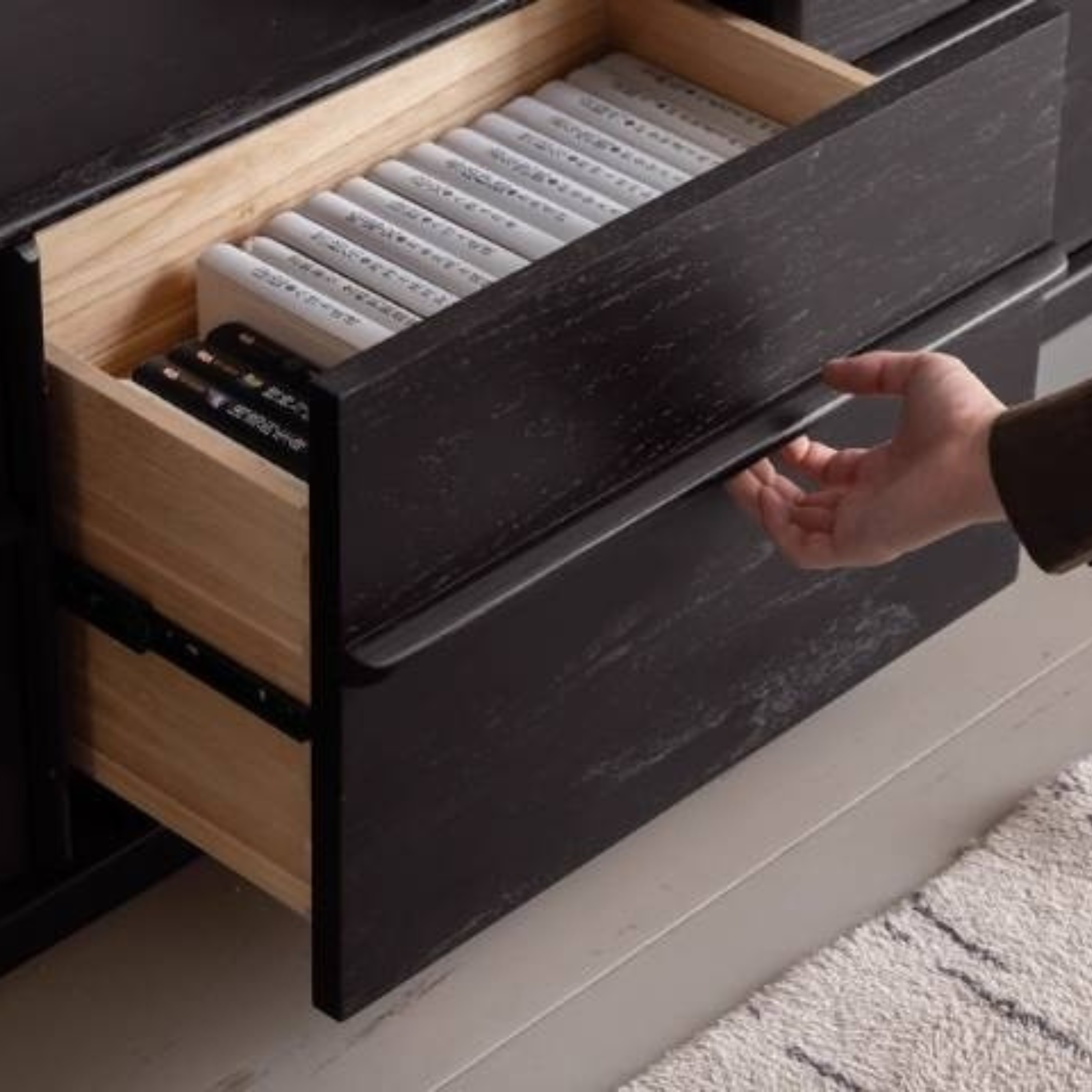 Oak Solid Wood Skeleton Line Modern TV Stand